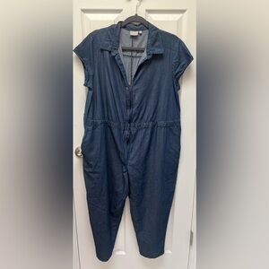 Eshakti Blue Chambray Denim Short Sleeve Jumpsuit with Zippered Front
